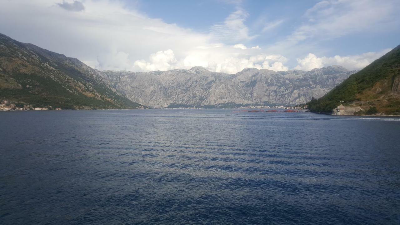 Apartments Rolovina Tivat Exterior foto